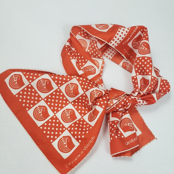 United Way VINTAGE Frankie Welch Scarf First Edition MOD Orange Polkado 32" - Picture 5 of 9